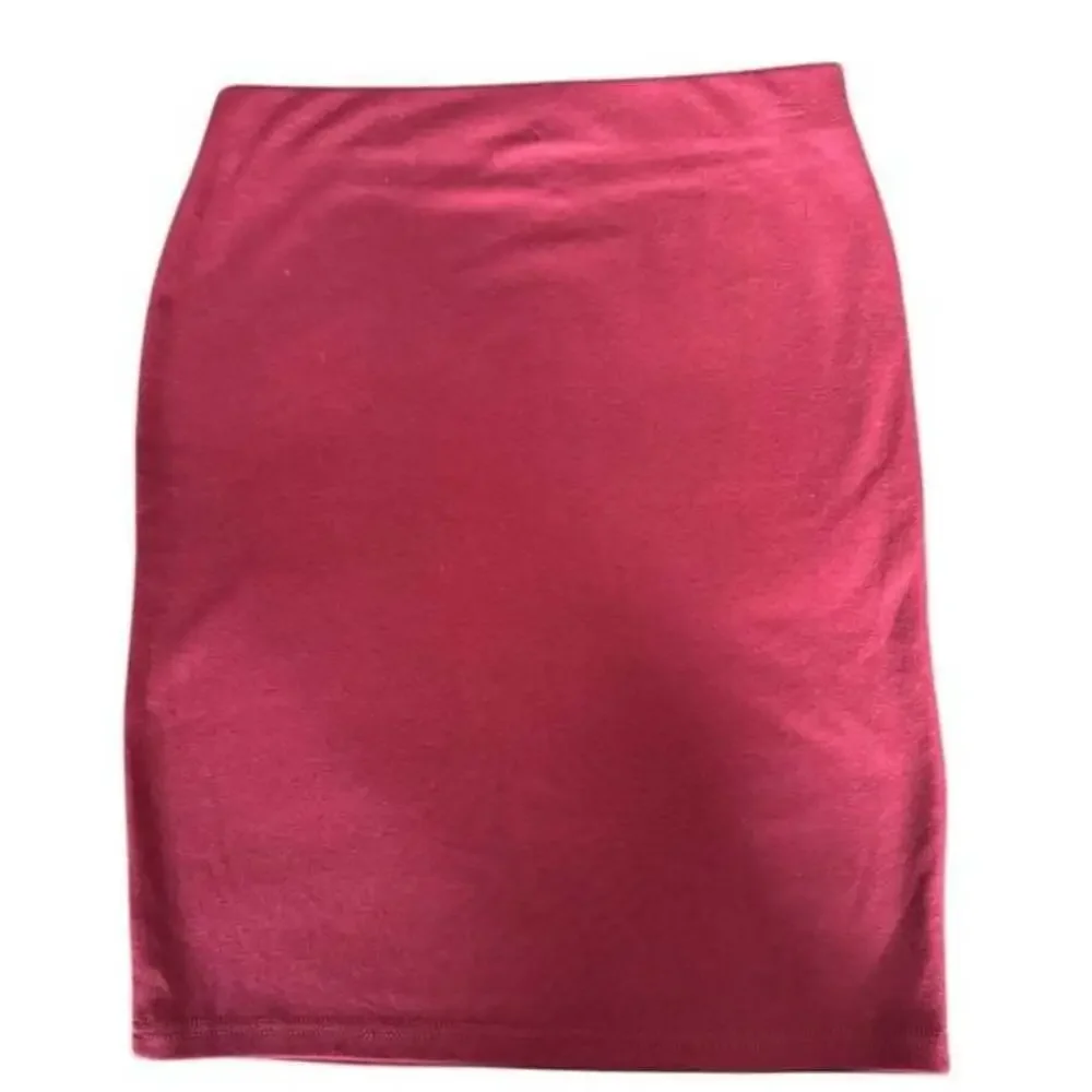 Chic Red Knee-Length Pencil Skirt for Work